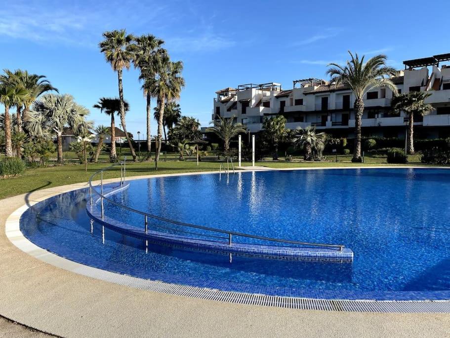 Vive Vera Rentals - Atico En 1º Linea Con Vistas Al Mar Bagian luar foto